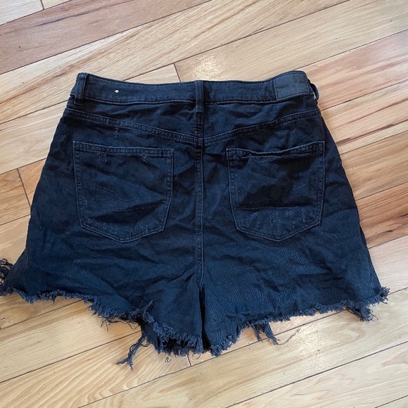 American Eagle high wasted shorts! - Picture 2 of 4